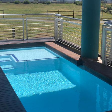 Quayside Waterfront Apartment Durban Esterno foto